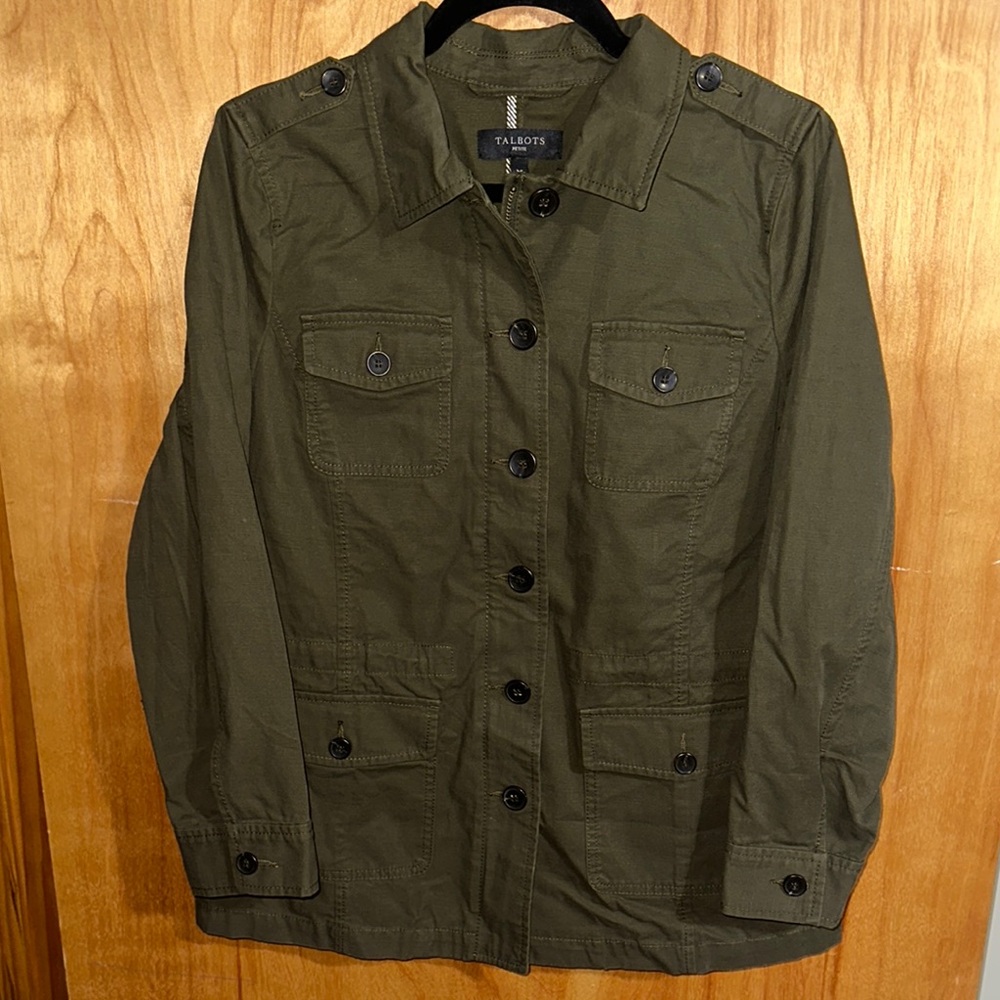 Talbots Khaki Green Utility Jacket. Perfect condition NWOT. Buttons and zipper